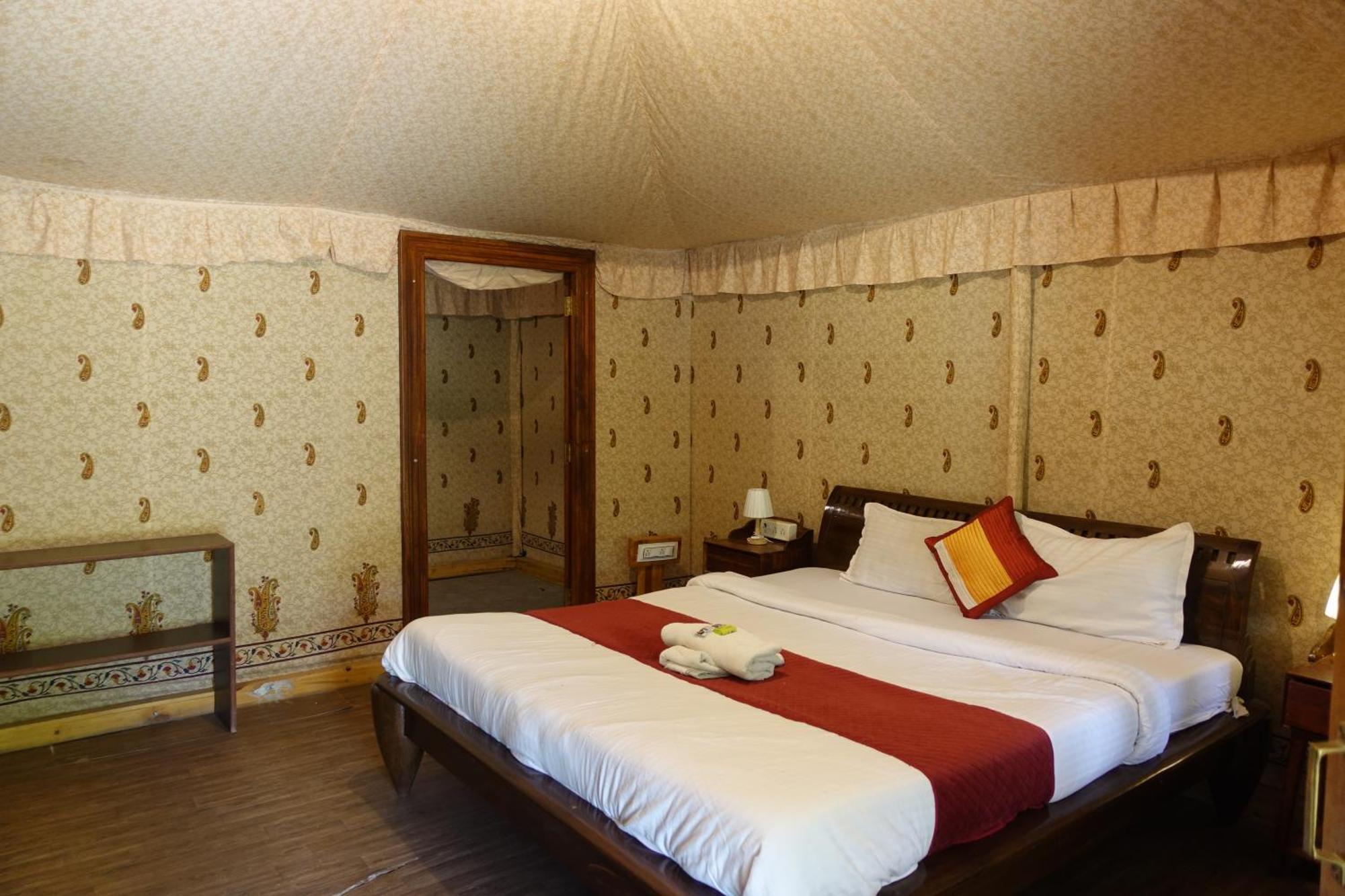 Pushkar Vela Resort Exterior photo